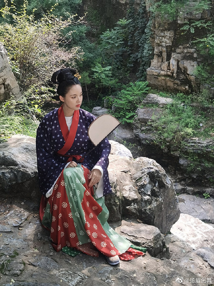 千年2手机版千年手游单机版安卓版下载-第1张图片-太平洋在线下载